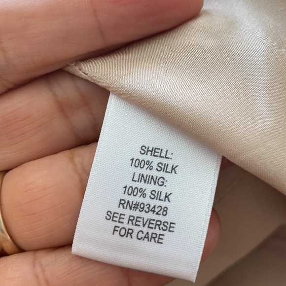 Kristin Davis silk tank bb - Picture 8 of 8